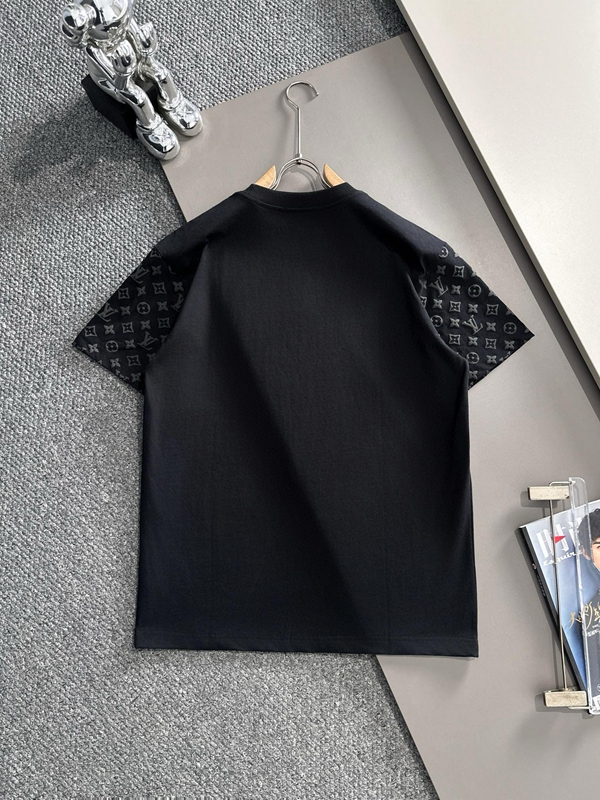ブランドTシャツ背面デザイン